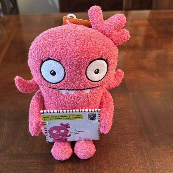 Ugly Dolls New Yours Truly Moxy 9"in Plush Surprise Inside Sticker. NWT. - Picture 1 of 5